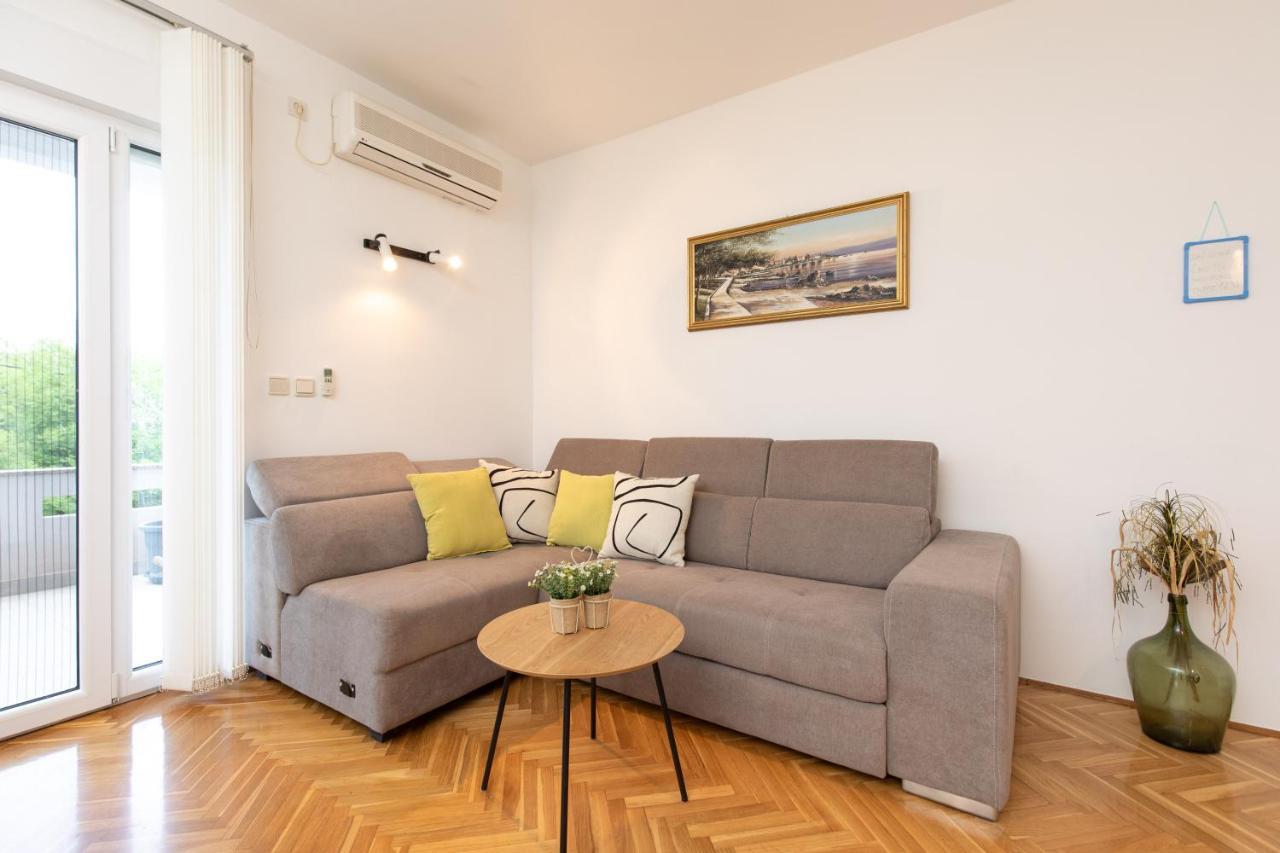 Apartments House リスィカ エクステリア 写真