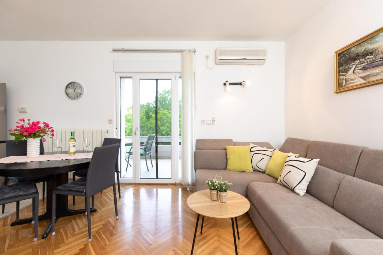 Apartments House リスィカ エクステリア 写真