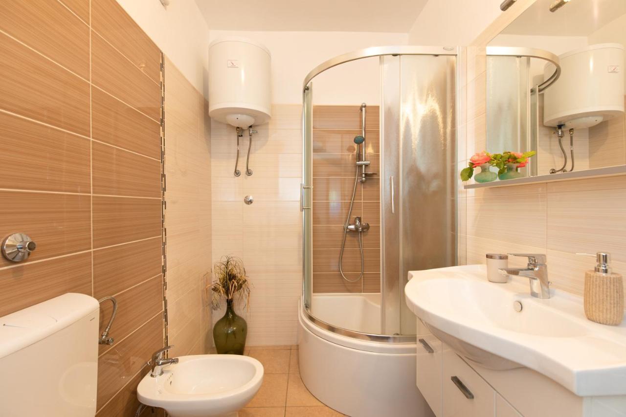 Apartments House リスィカ エクステリア 写真