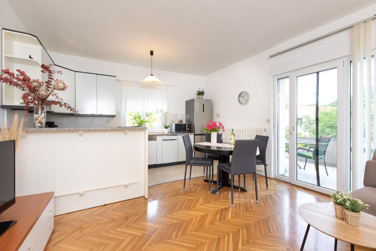 Apartments House リスィカ エクステリア 写真